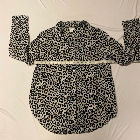 Leopard Print Blouse - Picture 4 of 5